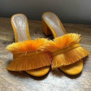 Fun Yellow tassel heels!